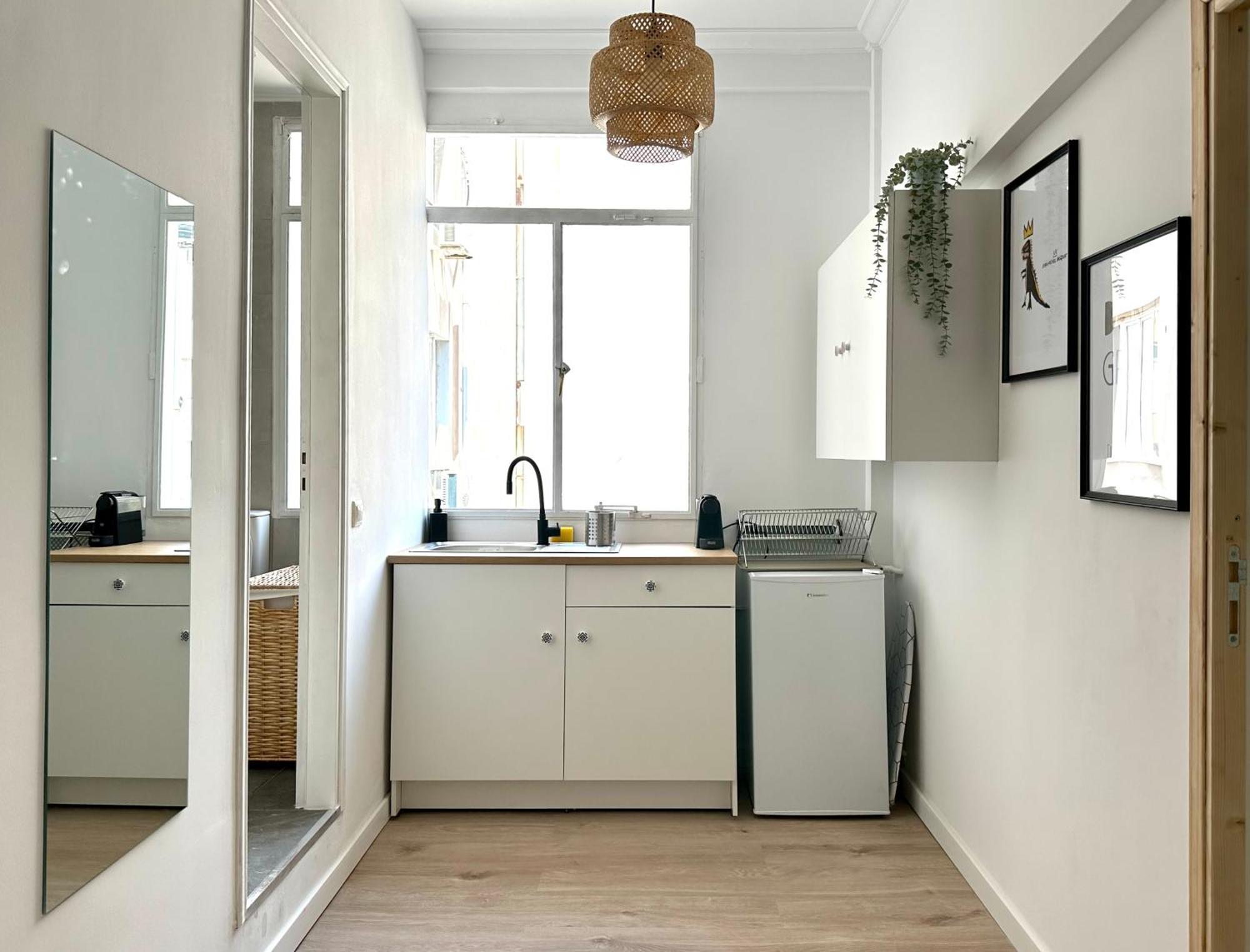 Monastiraki Two Bedroom Apartment!! *