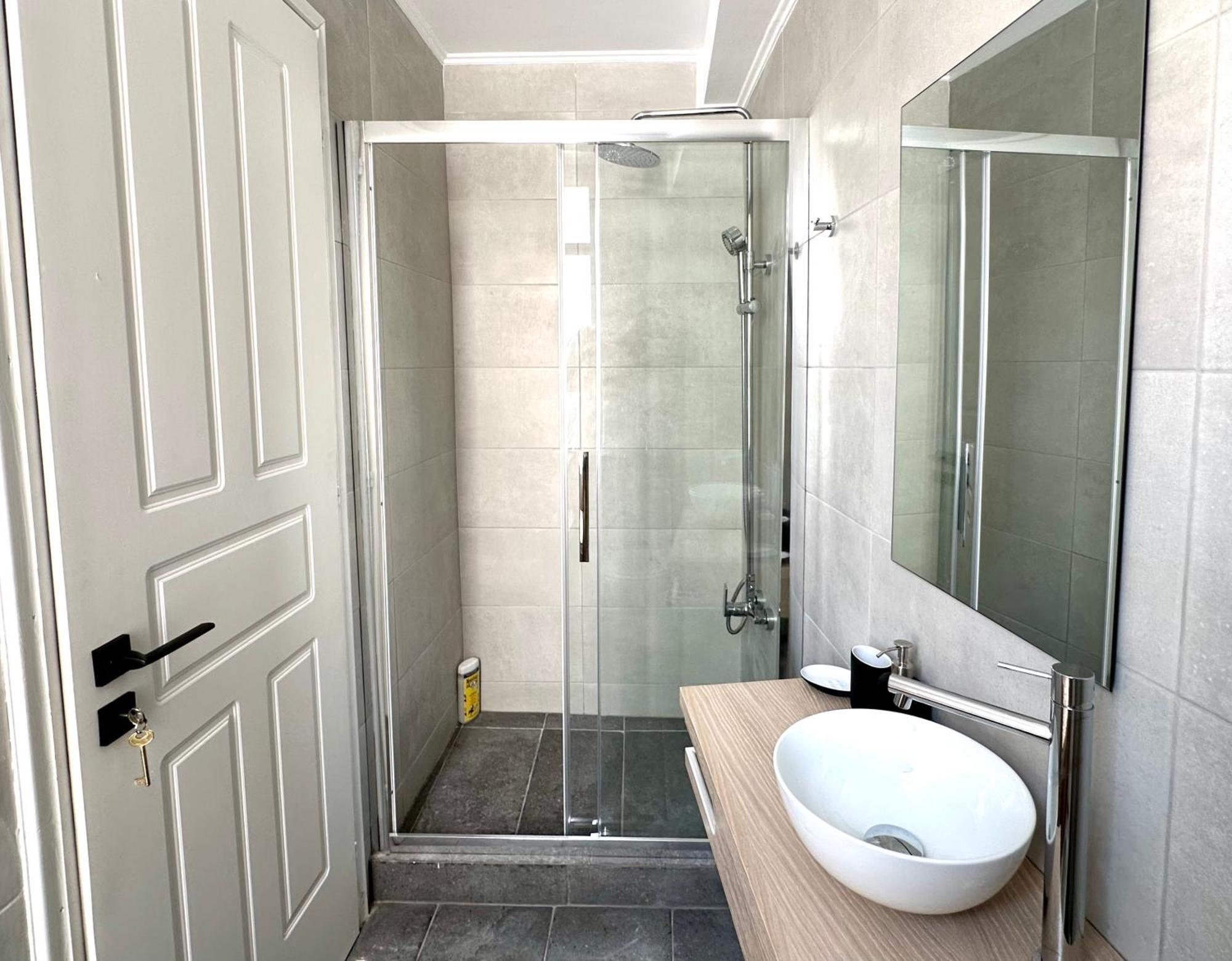 Monastiraki Two Bedroom Apartment!! Athens
